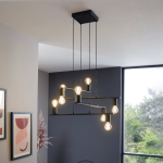 Zwarte metalen hanglamp met acht E27 fittingen in moderne woonkamer