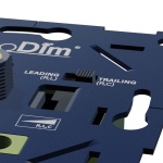 Close-up blauwe EcoDim inbouw LED dimmer met schakelopties