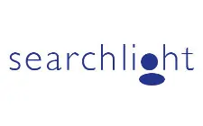 Searchlight logo in blauw met gestileerd lichtsymbool