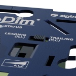 Close-up blauwe Zigbee LED dimmer module met schakelopties