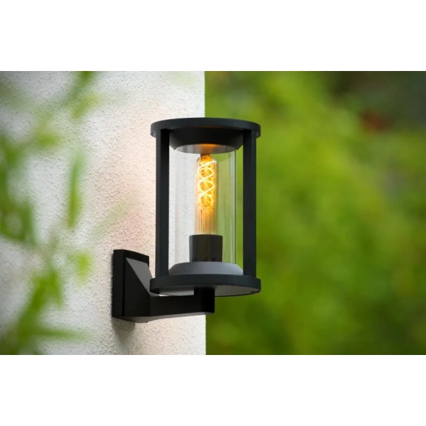 sfeerbeeld liggend: Moderne buiten Wandlamp Cilinder Zwart CADIX - Lucide