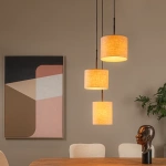 Beige Scandinavische hanglamp met drie E27 fittingen en dimbaar licht