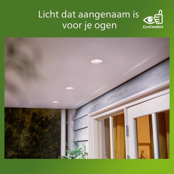 GU10 spot warmwit licht in plafond boven terras of veranda