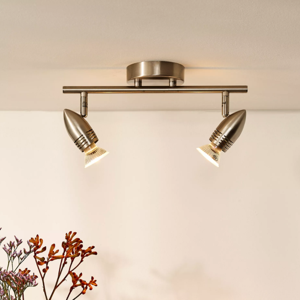 Tweedelige plafondspot in mat chroom met verstelbare GU10 lampkoppen