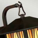 Bronzen Tiffany buitenlantaarn met glas-in-loodpanelen in warme tinten