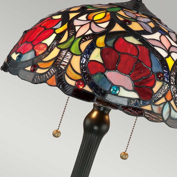 Tafellamp Tiffany glas-in-lood kap met bloemmotief en bronzen voet