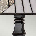 Tafellamp Tiffany pyramidevorm bronskleurige voet en glas-in-lood kap