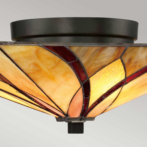Plafondlamp Tiffany glas in amber en rood met bronzen fitting
